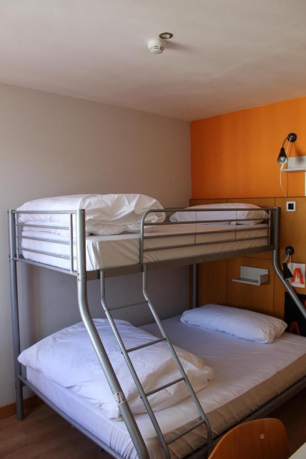 Mola! Hostel Burgo Eksteriør billede