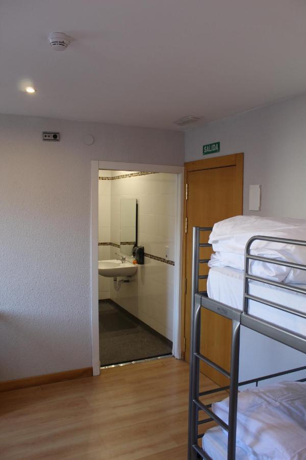 Mola! Hostel Burgo Eksteriør billede