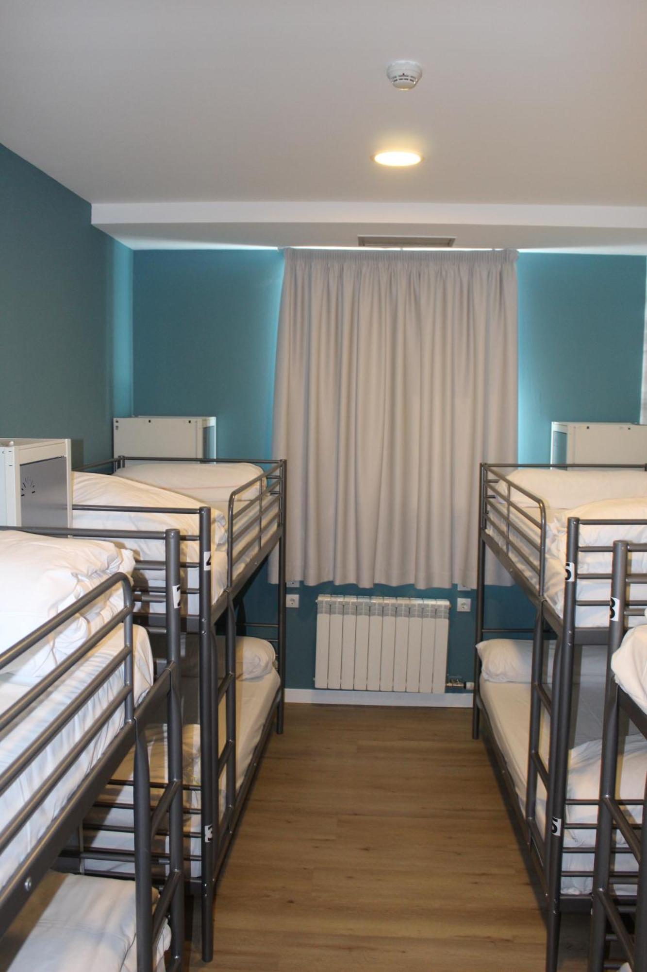 Mola! Hostel Burgo Eksteriør billede