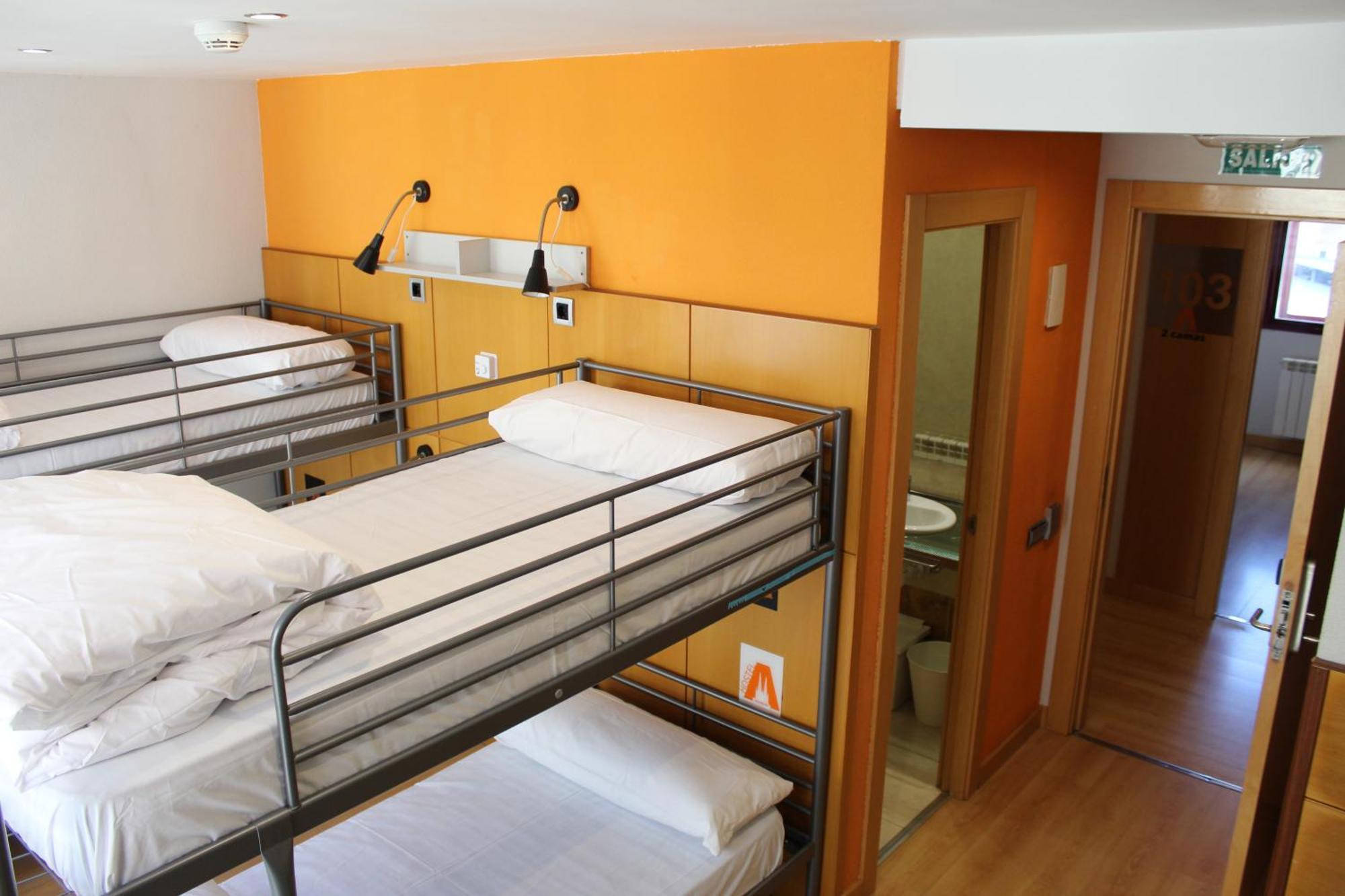 Mola! Hostel Burgo Eksteriør billede